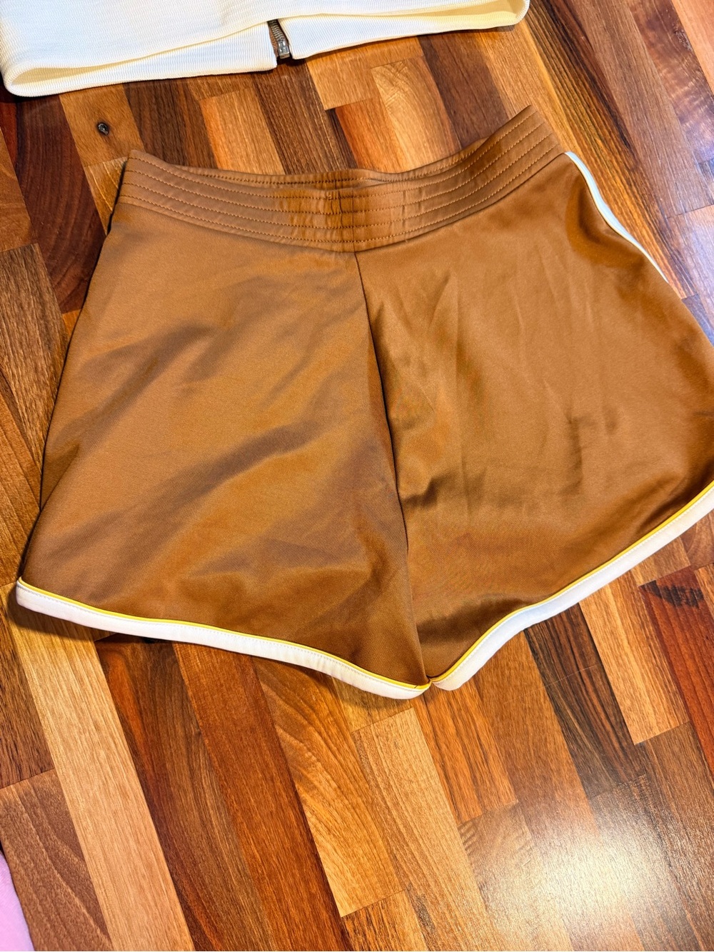 Zara Retro Sport Copenhagen 1987 brown and yellow vest and shorts set - Picture 5 of 6